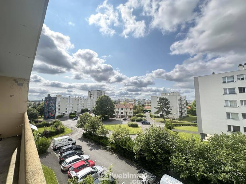 Appartement - 65 m² - 4 pièces