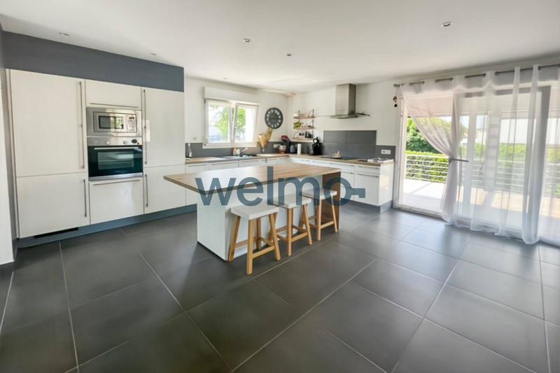 Maison - 135 m² - 5 pièces