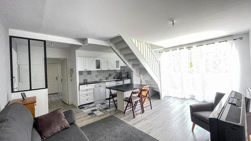 Duplex - 73 m² - 4 pièces