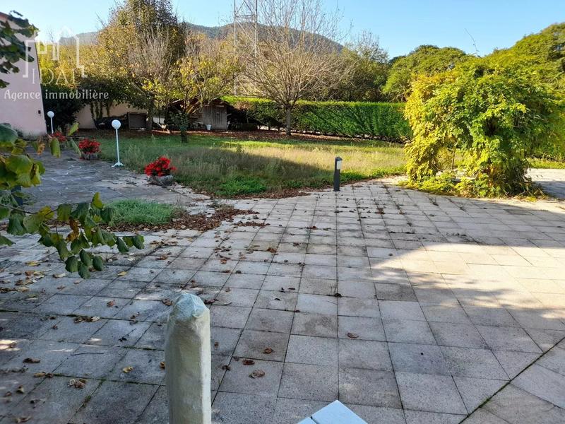 Villa - 129 m² - 6 pièces