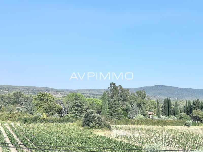 Appartement - 87 m² - 3 pièces