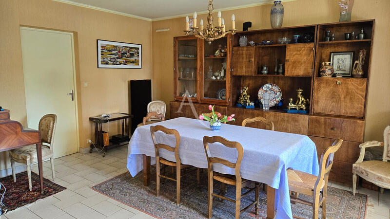 Maison - 150 m² - 7 pièces