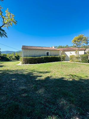 Maison - 245 m² - 7 pièces