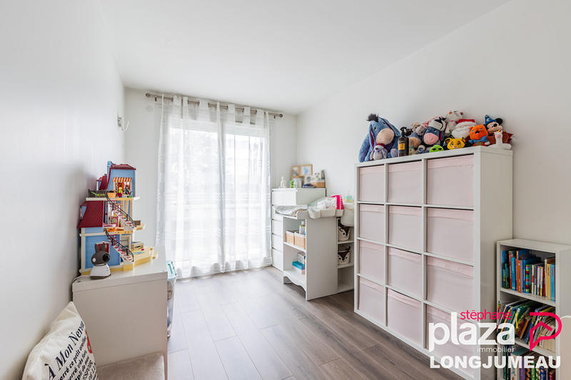 Appartement - 90 m² - 5 pièces