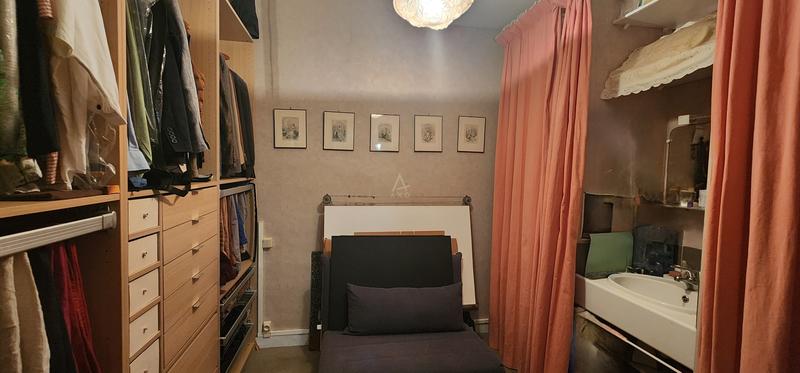 Appartement bourgeois - 104 m² - 4 pièces