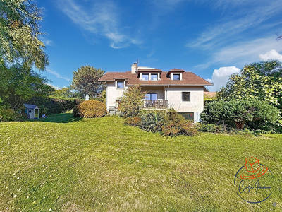 Villa - 227 m² - 5 pièces