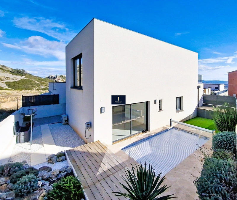 Maison contemporaine - 134 m² - 6 pièces