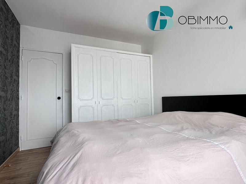 Appartement - 96 m² - 5 pièces