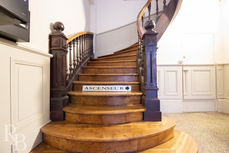 Appartement - 102 m² - 5 pièces