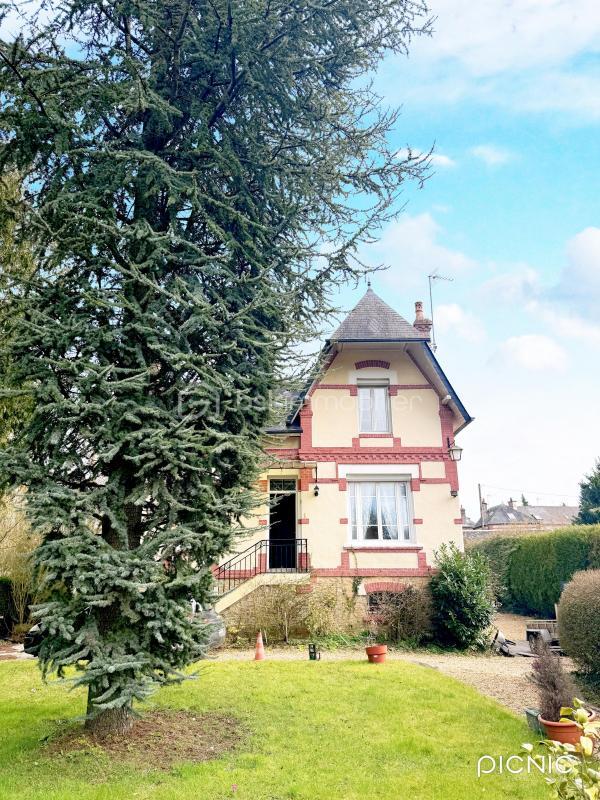 Demeure - 116 m² - 6 pièces