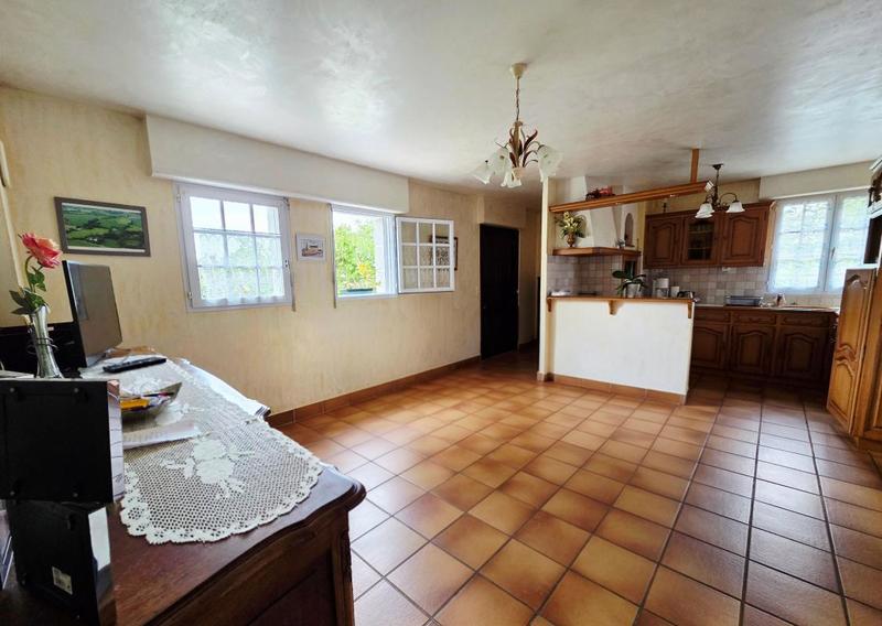 Maison - 100 m² - 6 pièces