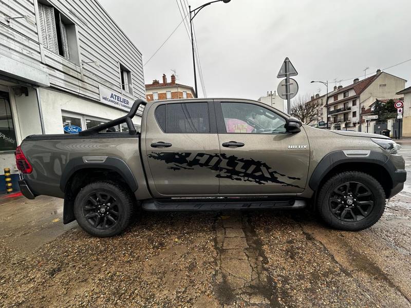 Toyota Hilux IV 4wd 2.8 d-4d 204 Double Cabine Invincible 4x4