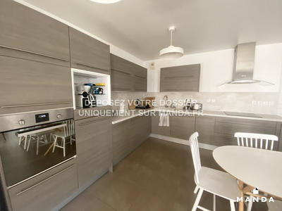 Chambre - 10 m² - 4 pièces