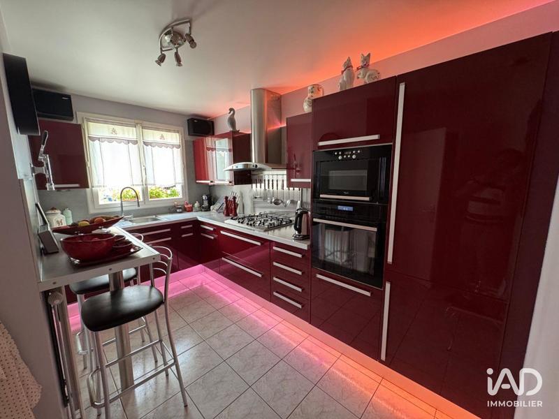 Maison - 138 m² - 6 pièces