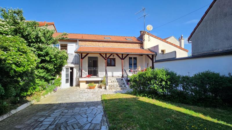 Maison - 103 m² - 4 pièces