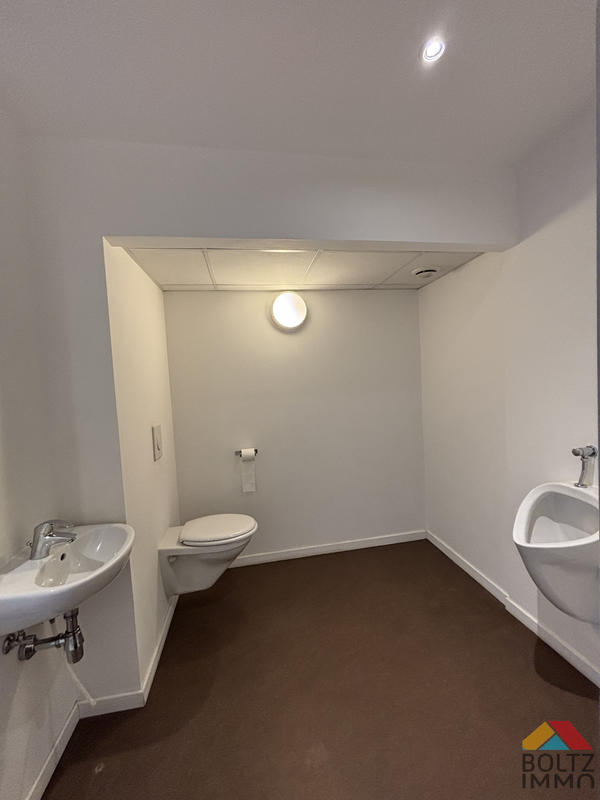 Local commercial - 116 m²