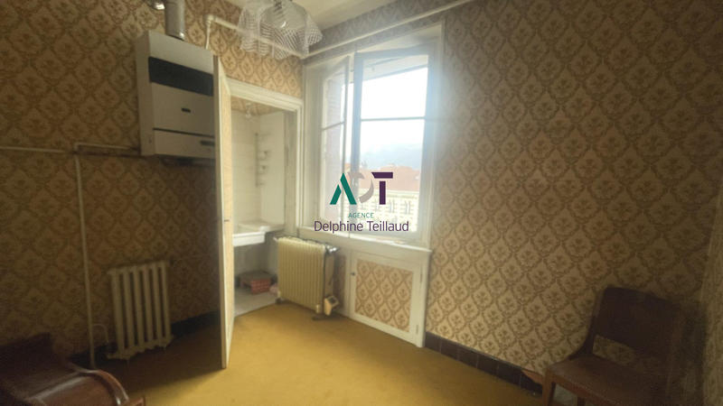 Appartement - 133 m² - 6 pièces