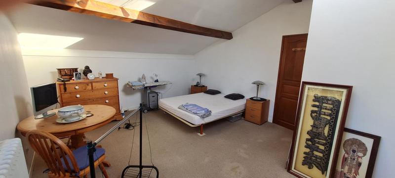 Maison - 1 m² - 6 pièces