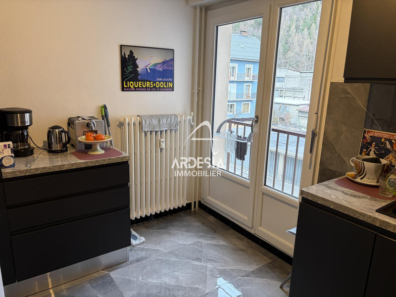 Appartement - 85 m² - 4 pièces