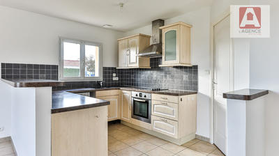 Maison - 87 m² - 4 pièces