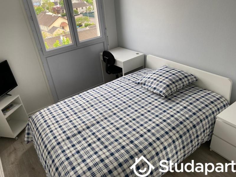 Chambre - 9 m² - 1 pièce