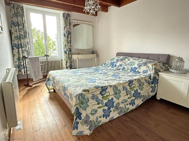 Maison de village - 90 m² - 3 pièces