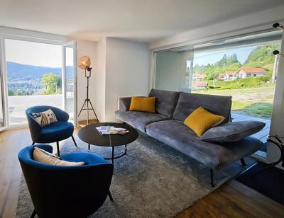 Maison - 254 m² - 10 pièces