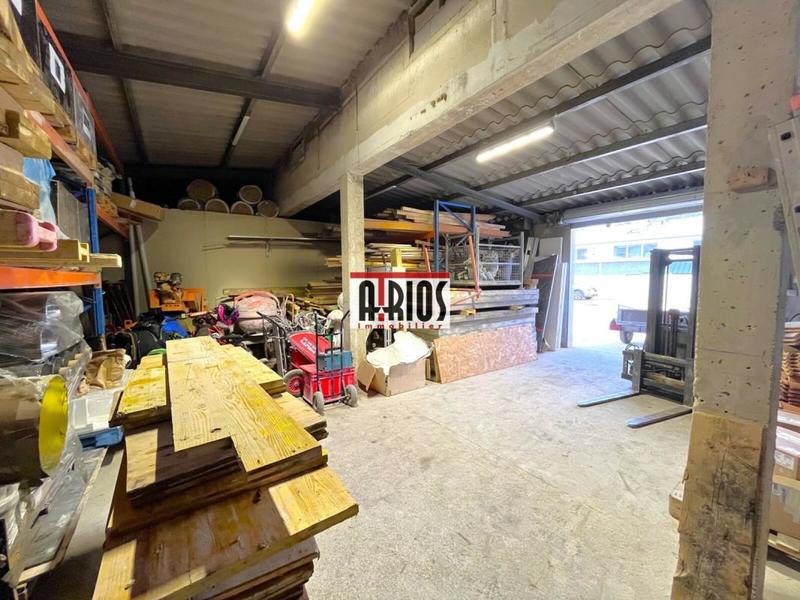 Entrepôt - 406 m²