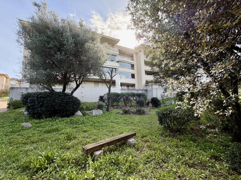 Appartement - 73 m² - 3 pièces