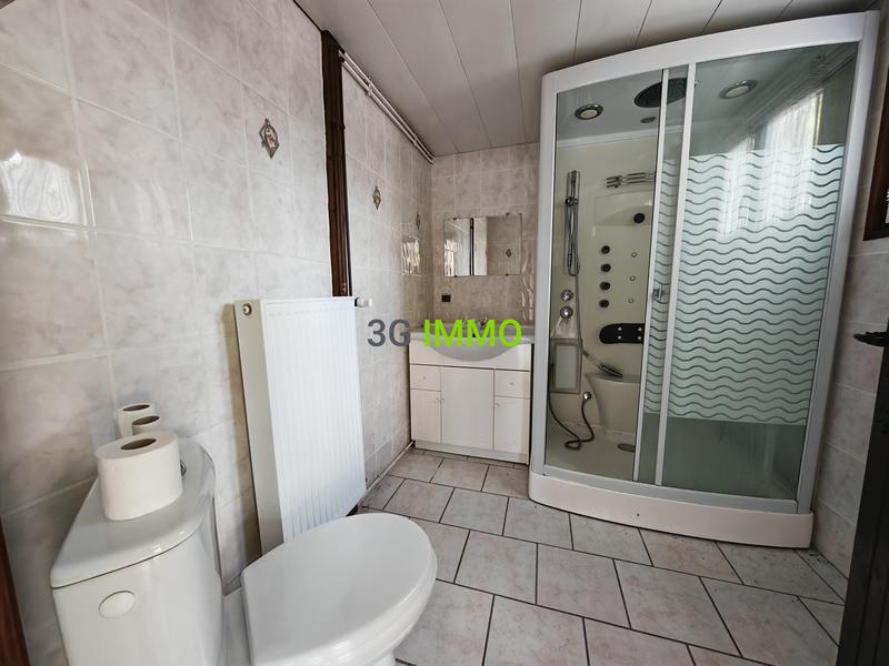 Maison - 217 m² - 8 pièces