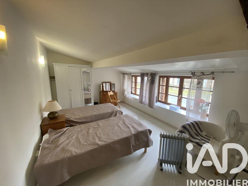 Maison - 296 m² - 12 pièces