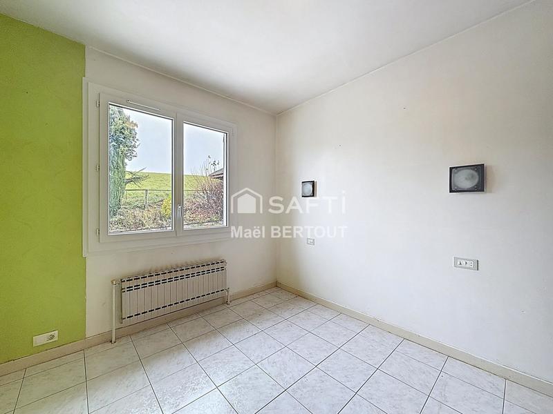 Maison - 210 m² - 8 pièces