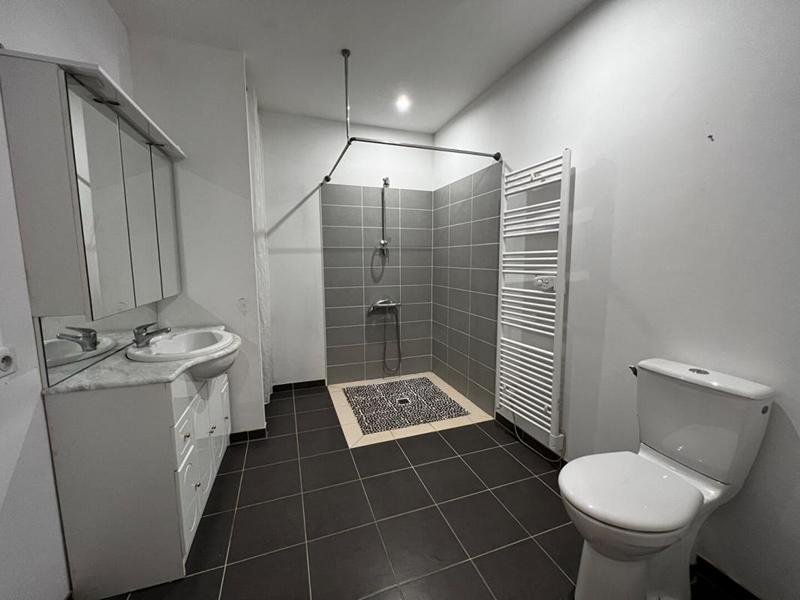 Maison - 259 m² - 8 pièces