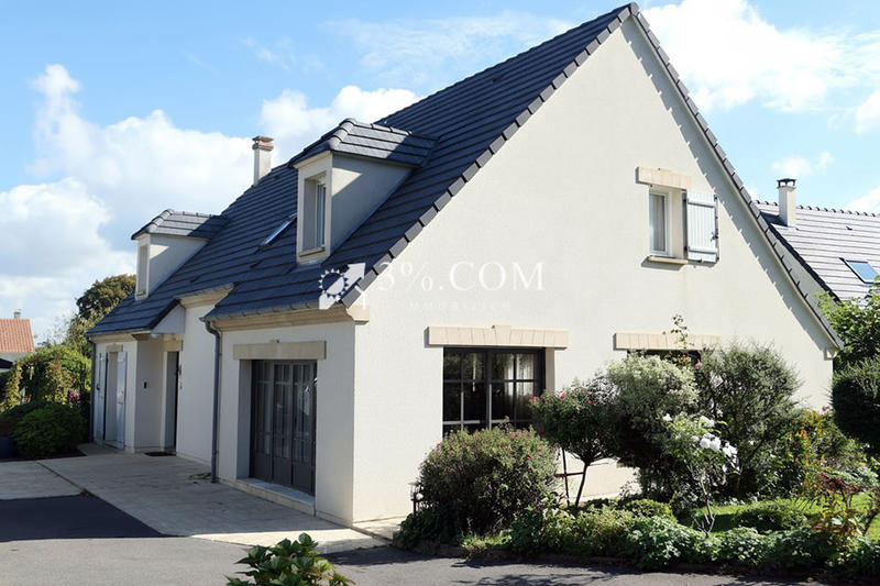 Maison - 200 m² - 8 pièces