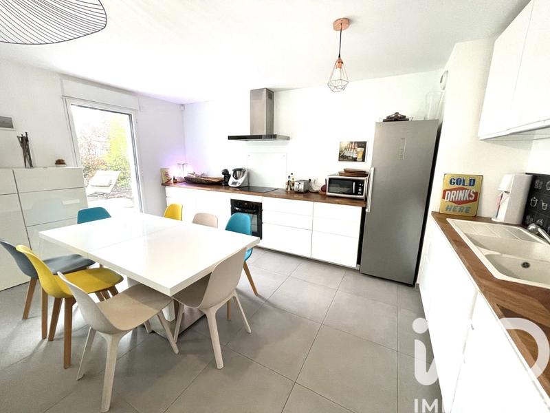 Maison - 97 m² - 4 pièces