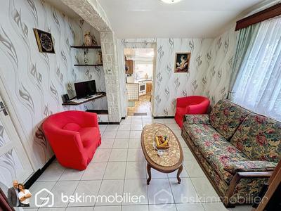 Maison - 86 m² - 4 pièces