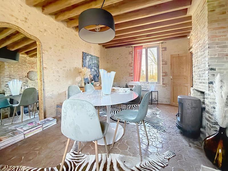 Maison - 160 m² - 6 pièces