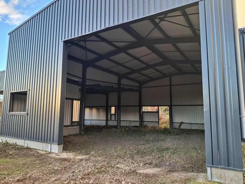Terrain industriel - 3 596 m²