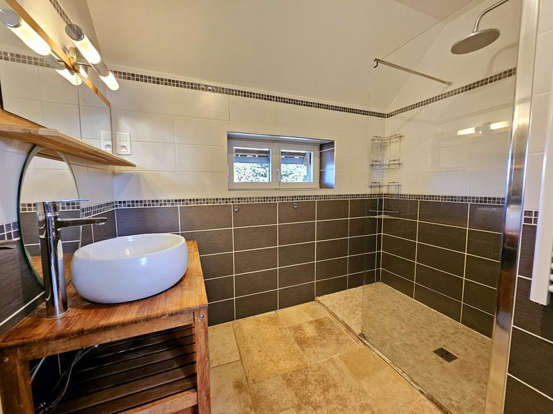 Maison - 308 m² - 11 pièces