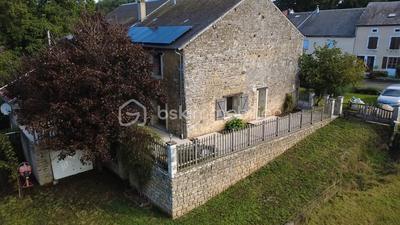 Maison de ville - 180 m² - 3 pièces