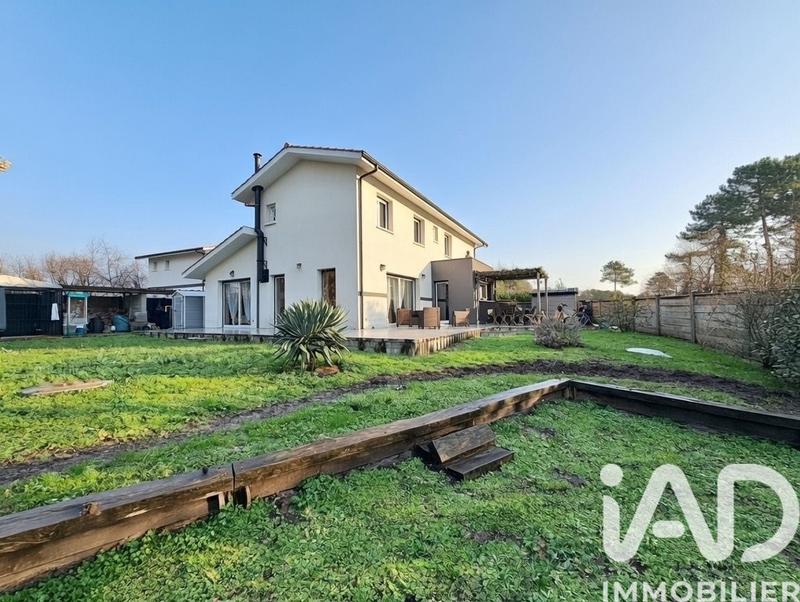 Maison de maîtres - 181 m² - 5 pièces