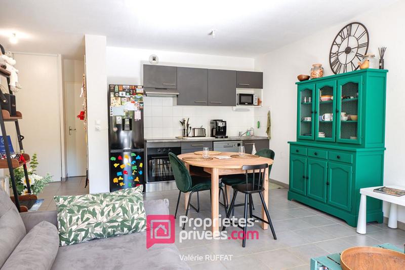 Appartement - 64 m² - 3 pièces