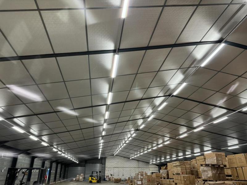 Entrepôt - 2 850 m²