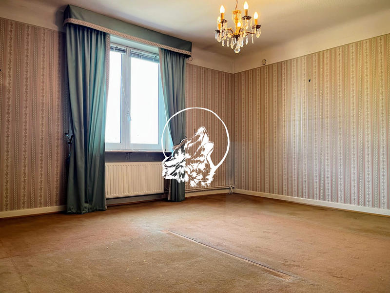 Maison - 150 m² - 8 pièces