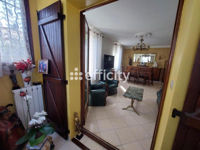 Maison - 164 m² - 8 pièces