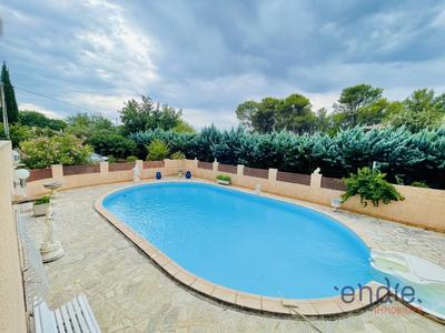 Maison - 179 m² - 6 pièces