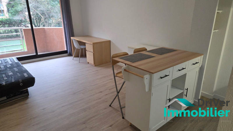 Studio - 28 m² - 1 pièce