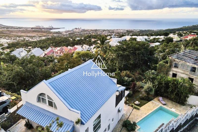 Maison ancienne - 172 m² - 6 pièces