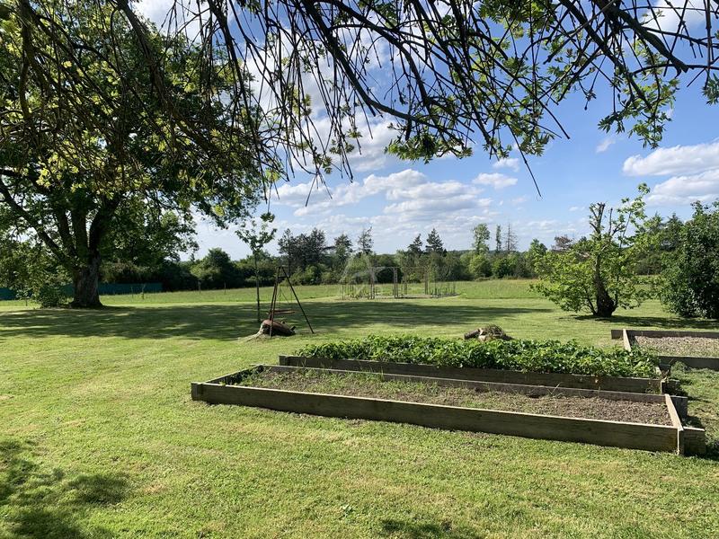 Maison - 575 m² - 16 pièces