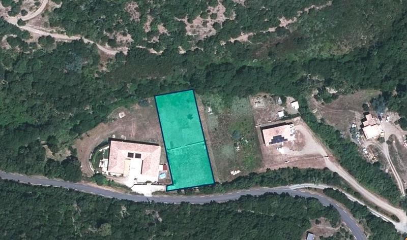 Terrain constructible - 2 011 m²